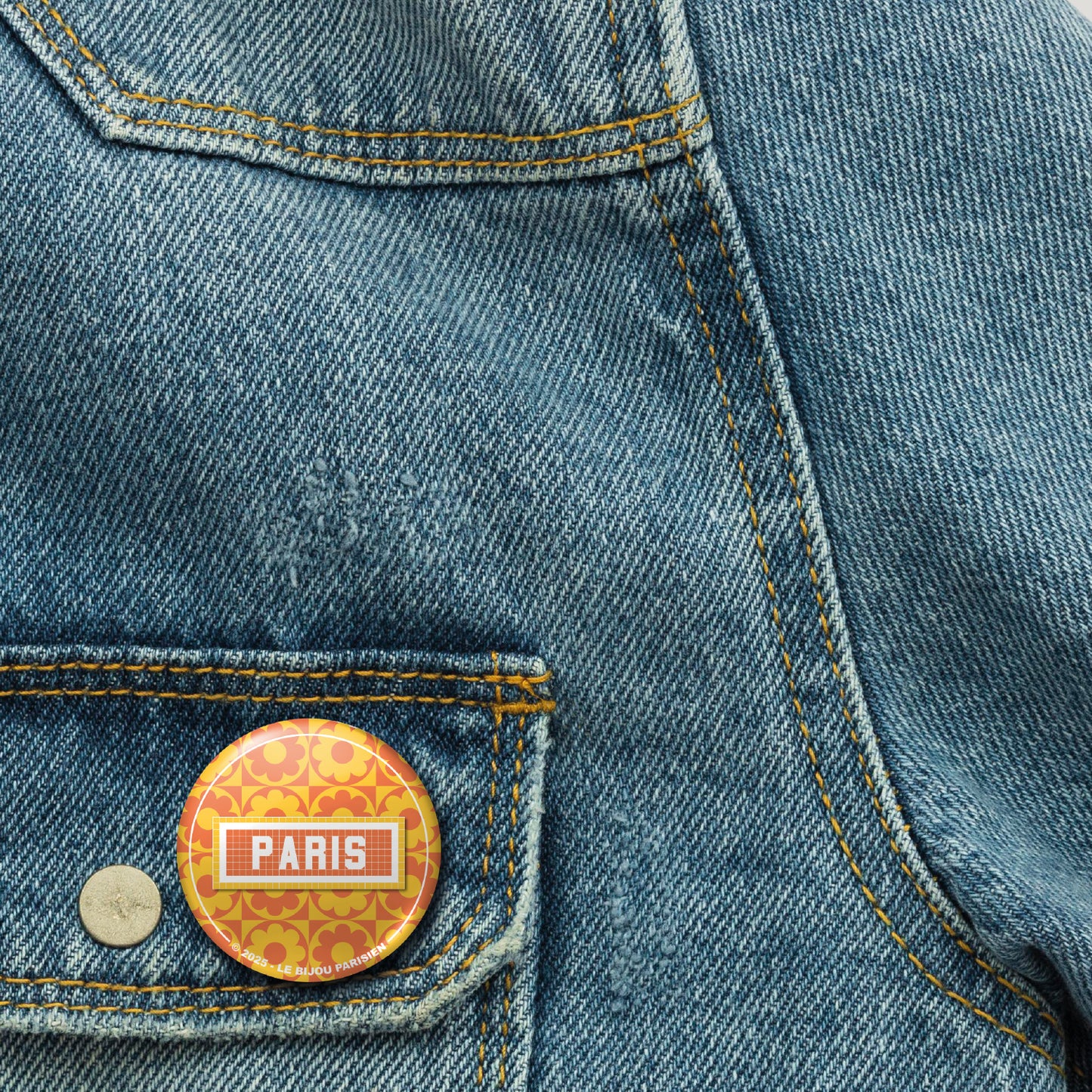 BADGE 32 MM - DESIGN INSPIRÉ DU MÉTRO PARISIEN - SIXTIES