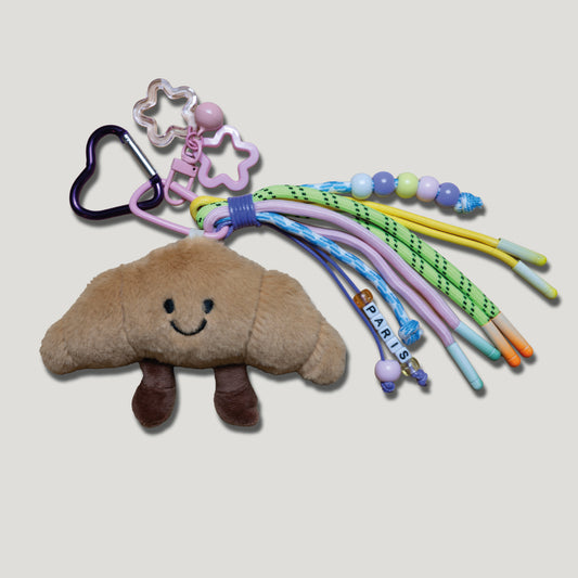 PORTE CLÉS PELUCHE CROISSANT PARISIEN - BIJOU DE SAC AVEC CHARMS