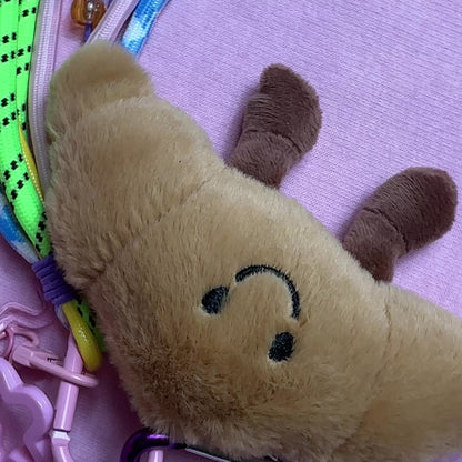 PORTE CLÉS PELUCHE CROISSANT PARISIEN - BIJOU DE SAC AVEC CHARMS