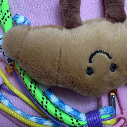 PORTE CLÉS PELUCHE CROISSANT PARISIEN - BIJOU DE SAC AVEC CHARMS