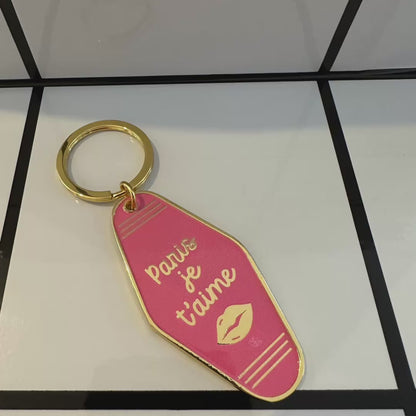 PORTE-CLÉS PARIS JE T'AIME en métal doré